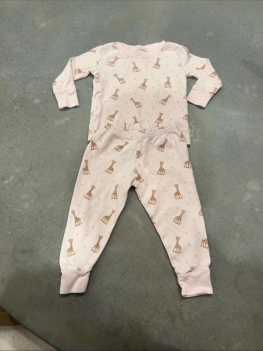 Kissy Kissy Light Pink Giraffe Print Pajama Set 18-24M